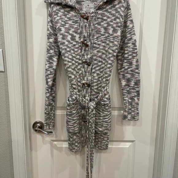 Women sweater coat jacket big buttons size small beautiful